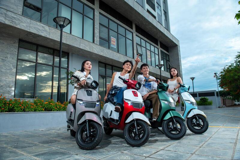 Cảnh sát giao thông thẳng thắn cảnh báo về độ tuổi lái xe 50cc và xe điện