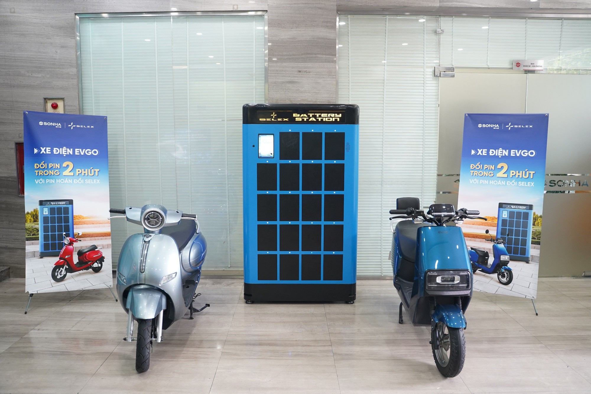 Đổi pin xe điện có thể thay thế đổ xăng trong tương lai gần? Đổi pin xe điện có thể thay thế đổ xăng trong tương lai gần?