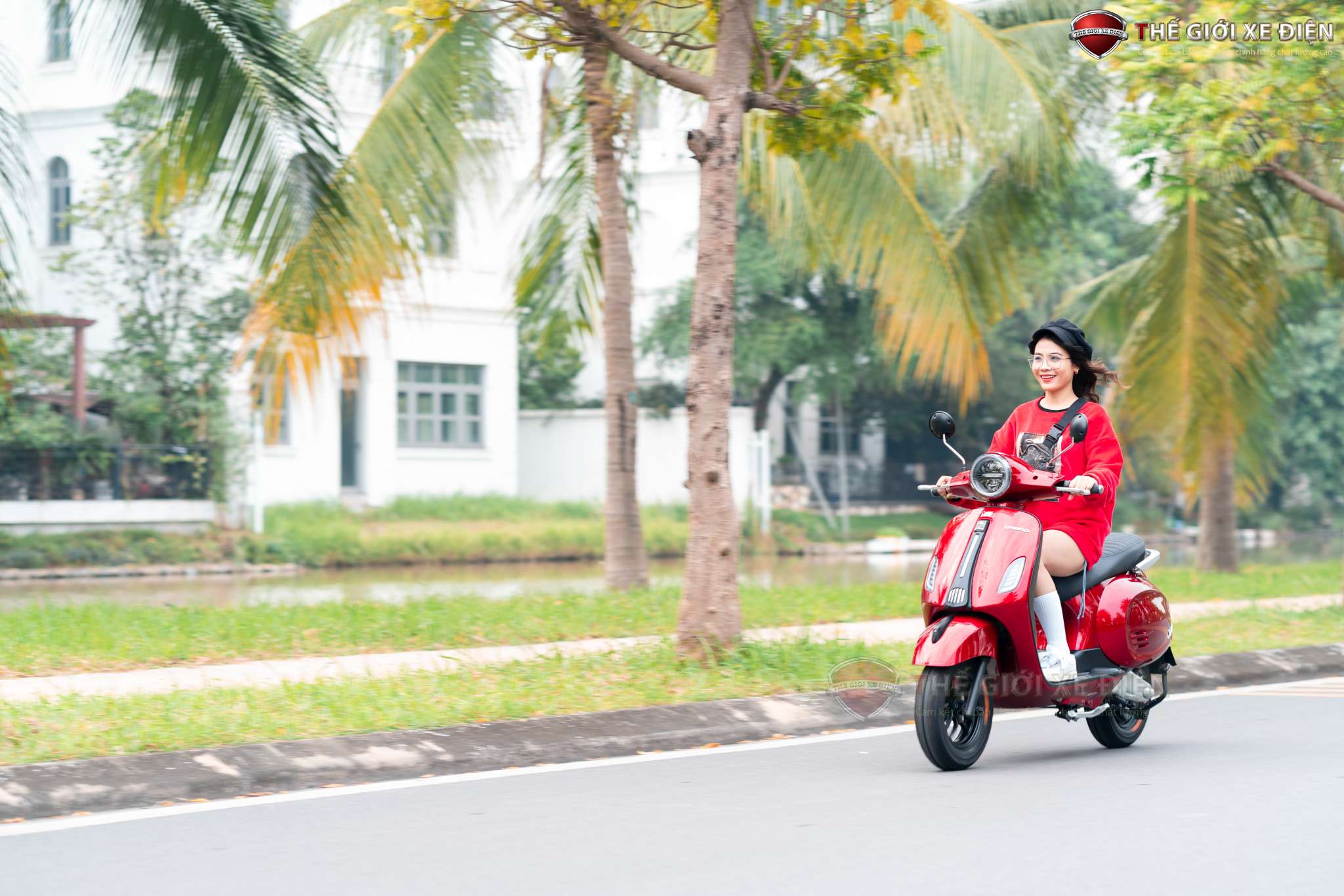 Xe Máy Điện Dibao Tesla Chic 2024: Đẹp mê hồn, chất ngất ngây! Xe Máy Điện Dibao Tesla Chic 2024: Đẹp mê hồn, chất ngất ngây!