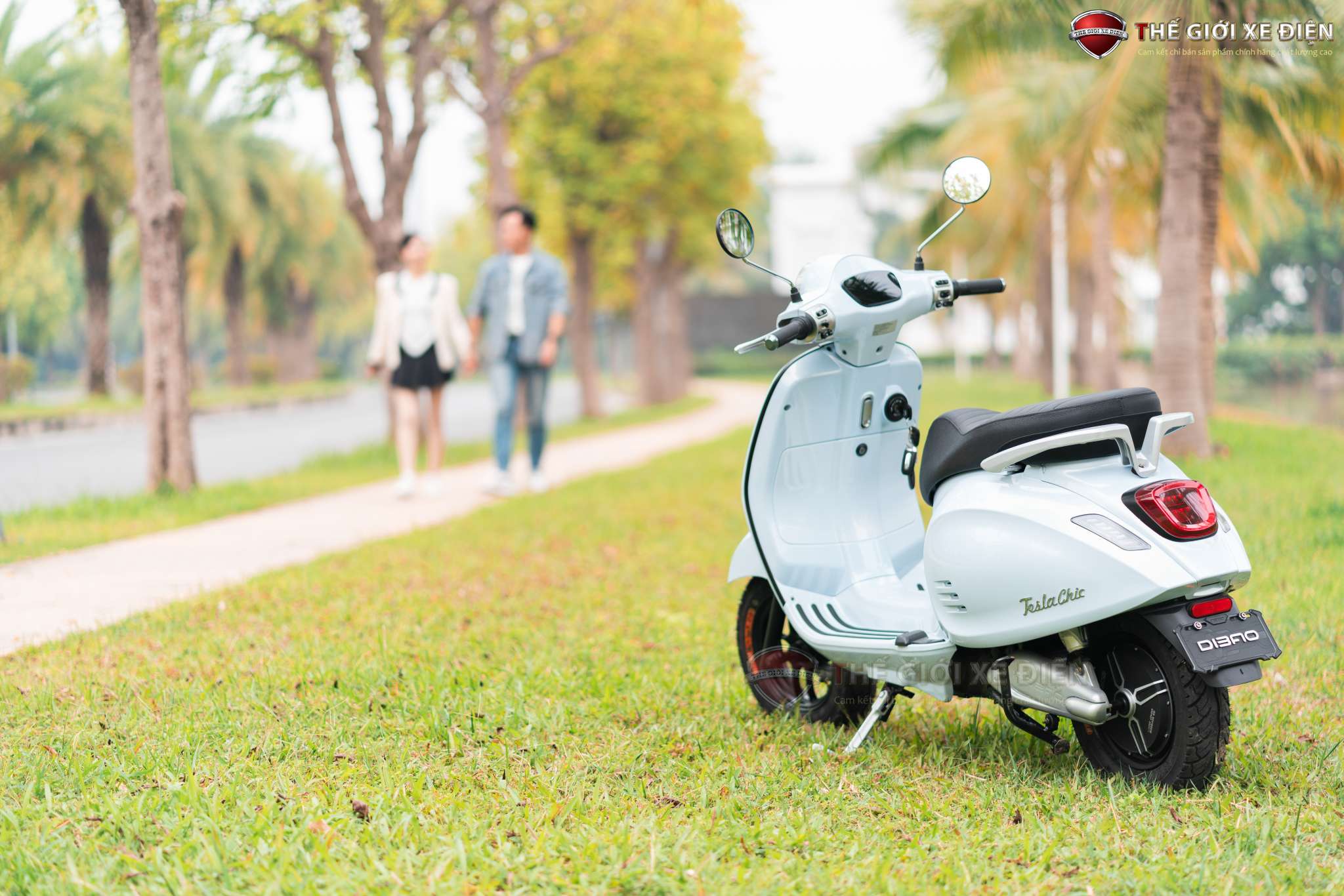 Xe Máy Điện Dibao Tesla Chic 2024: Đẹp mê hồn, chất ngất ngây! Xe Máy Điện Dibao Tesla Chic 2024: Đẹp mê hồn, chất ngất ngây!