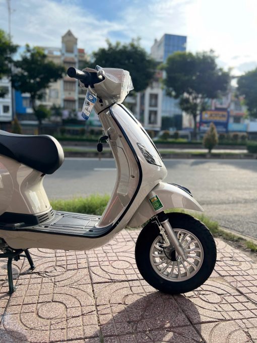 Cuộc họp 27/2, H&agrave; Nội tăng tốc xanh h&oacute;a taxi, chuyển đổi sang xe điện