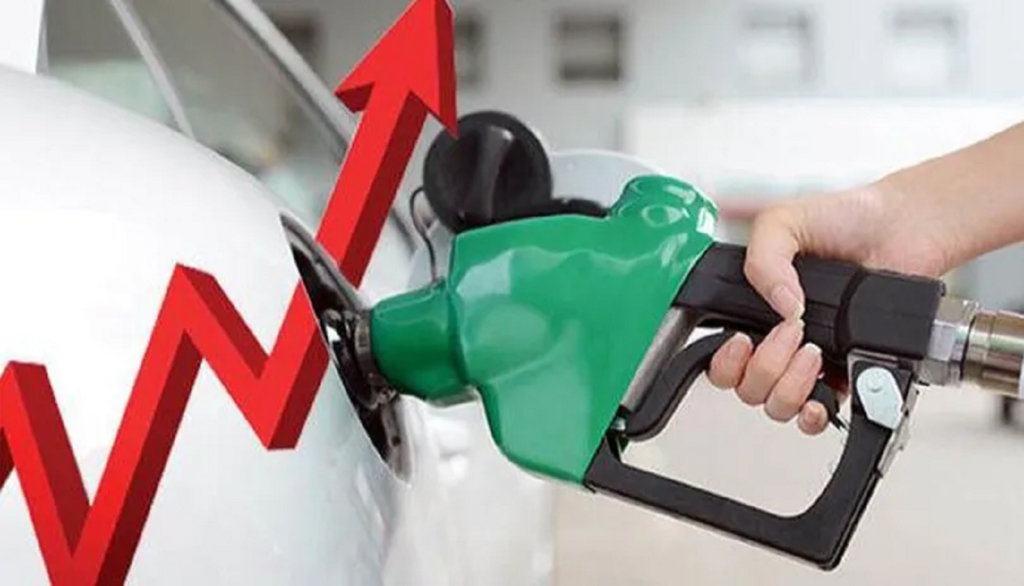 Giá xăng dầu tăng mạnh Giá xăng dầu tăng mạnh